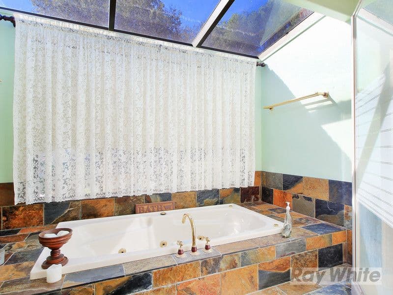 2 Baker Place, ARMIDALE NSW 2350, Armidale - Thumbnail 3