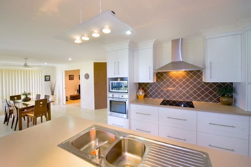 2 League Place, NORMAN GARDENS QLD 4701, Norman Gardens - Thumbnail 3