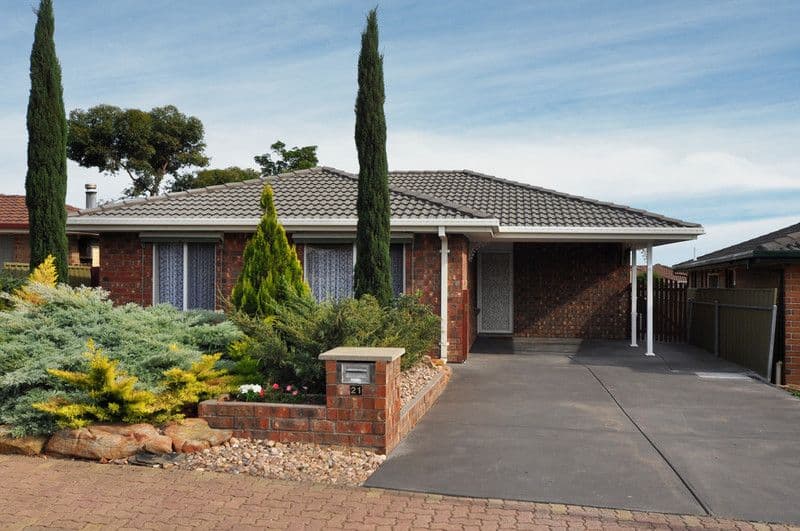 21 Coonawarra Close, WOODCROFT SA 5162, Woodcroft - Image 1