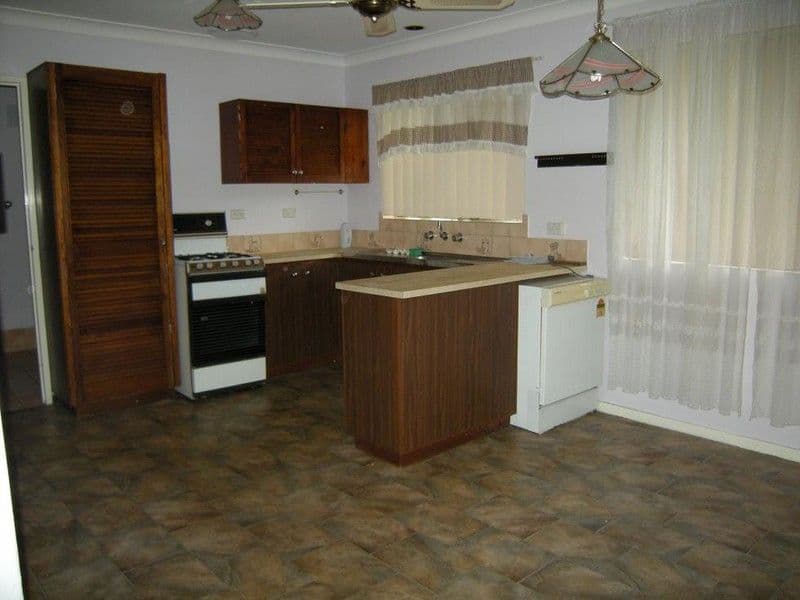 12 Junee Place, Armadale WA 6112, Armadale - Thumbnail 6