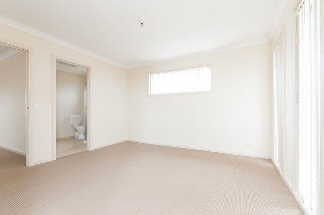 86 Hayfield Road, ROXBURGH PARK VIC 3064, Roxburgh Park - Thumbnail 6