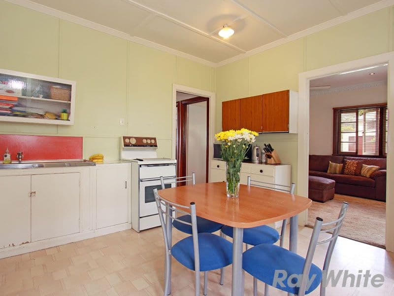 18 Chisholm Street, STAFFORD HEIGHTS QLD 4053, Stafford Heights - Thumbnail 4