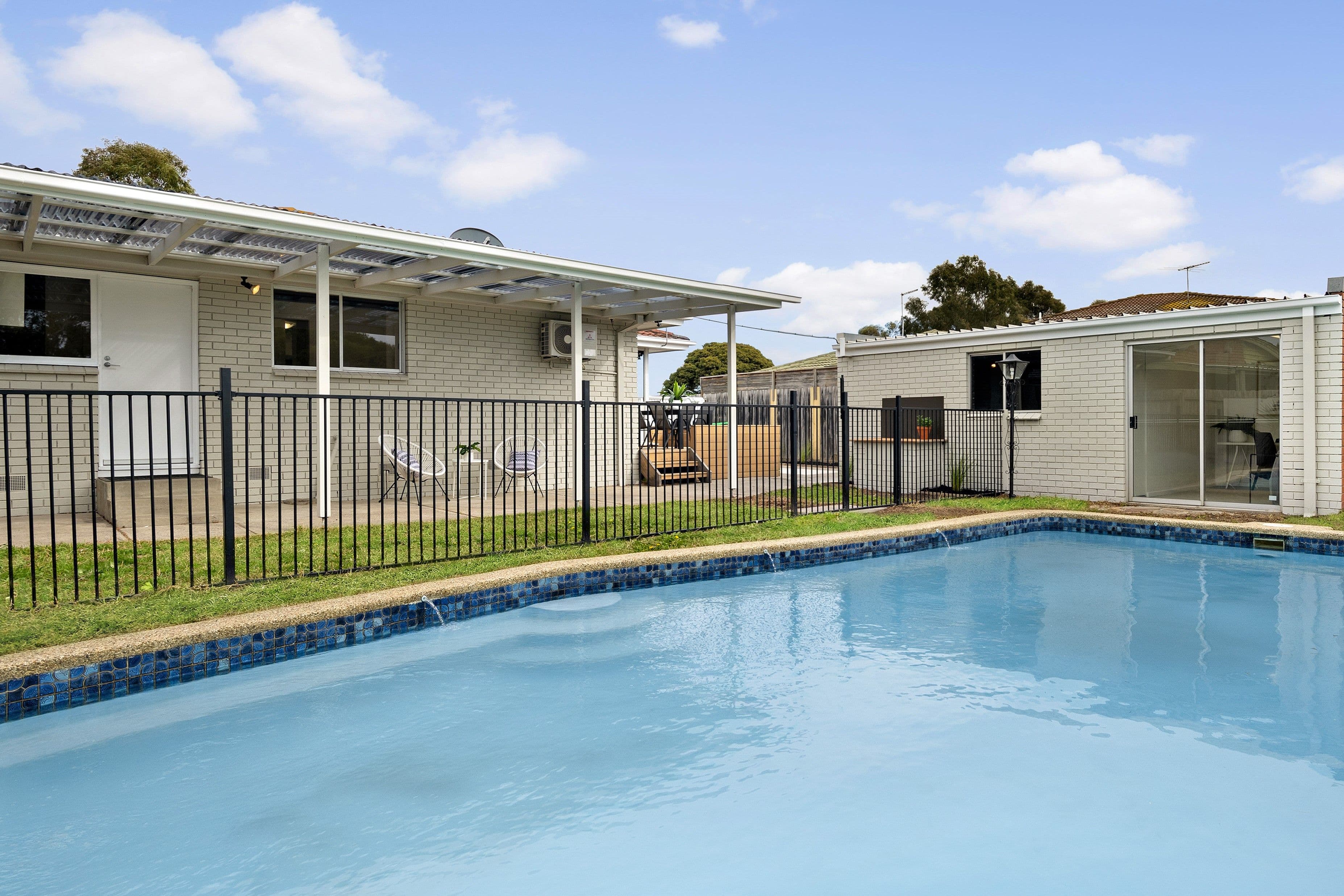 39 Maple Street, Seaford VIC 3198, Seaford - Thumbnail 2