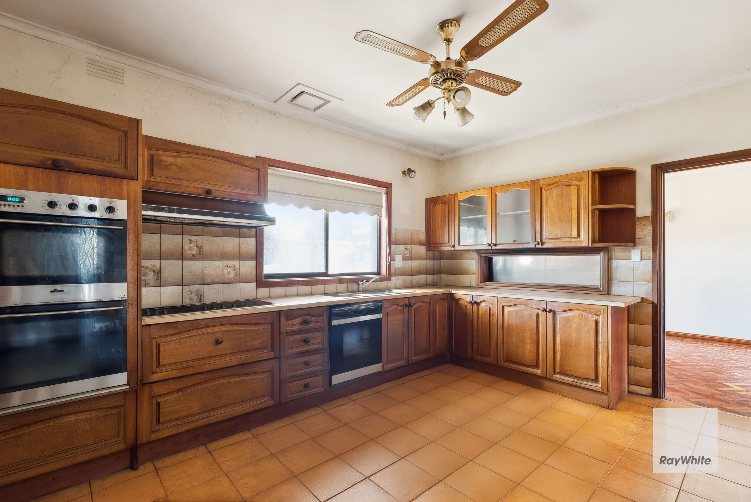 17 Glenside Street, Avondale Heights VIC 3034, Avondale Heights - Thumbnail 2