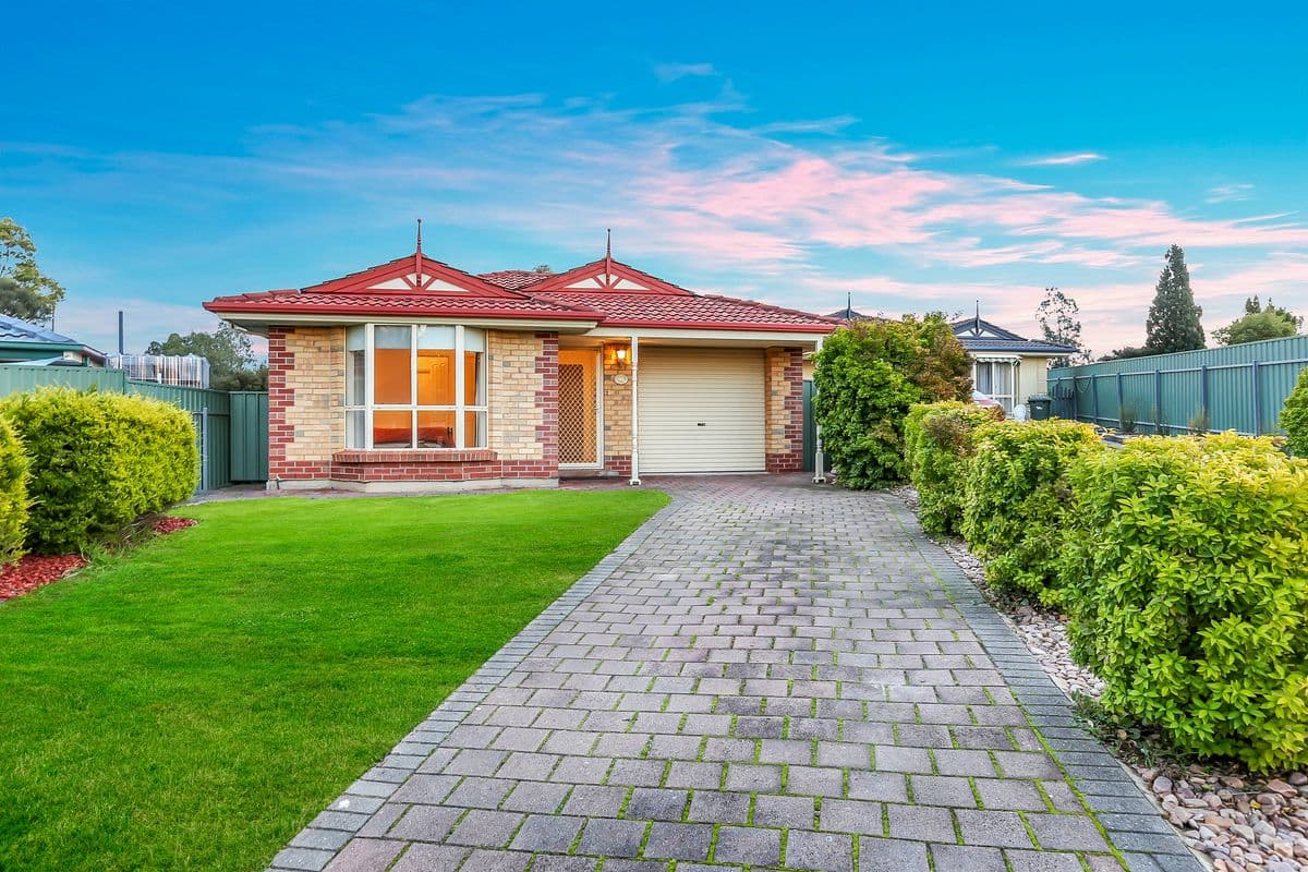 30 Hinkler Crescent, Modbury Heights SA 5092, Modbury Heights - Image 1