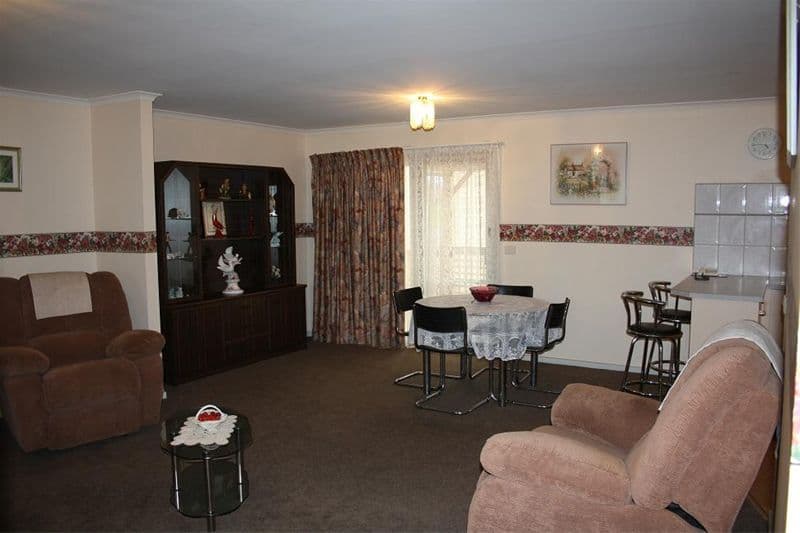 19-21 Raglan Street, WALLAN VIC 3756, Wallan - Thumbnail 2
