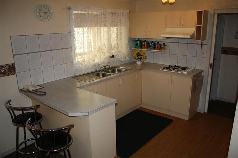 19-21 Raglan Street, WALLAN VIC 3756, Wallan - Thumbnail 4