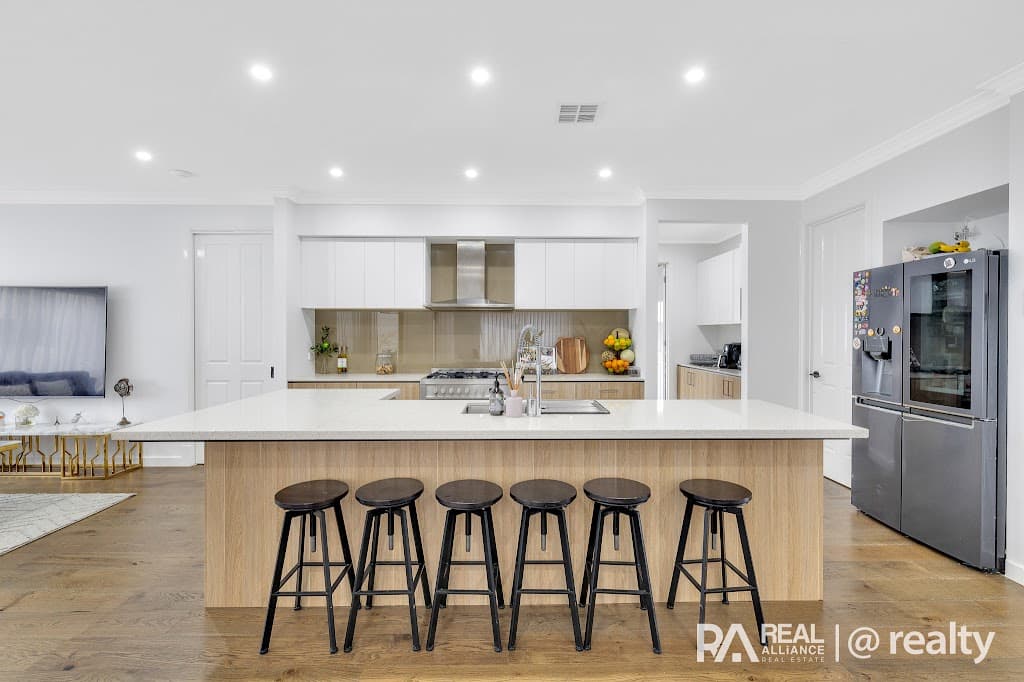 22 Royal Crescent, Beaconsfield, VIC, 3807, Beaconsfield - Thumbnail 3