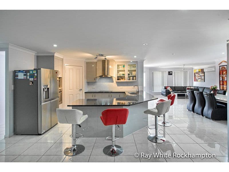 87 Bramble Street, Norman Gardens QLD 4701, Norman Gardens - Thumbnail 2