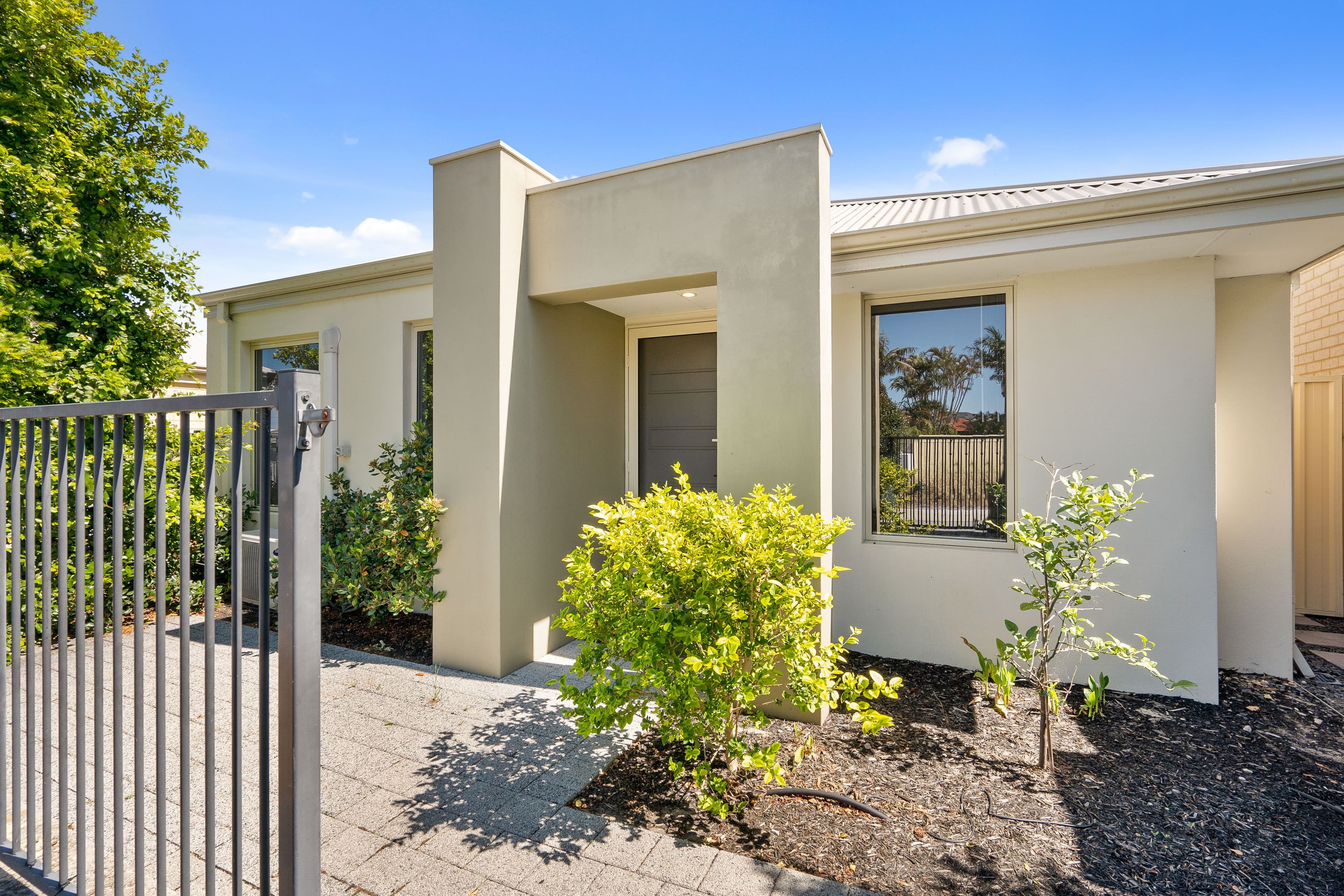 28 Belcastro Way, Madeley WA 6065, Madeley - Thumbnail 2