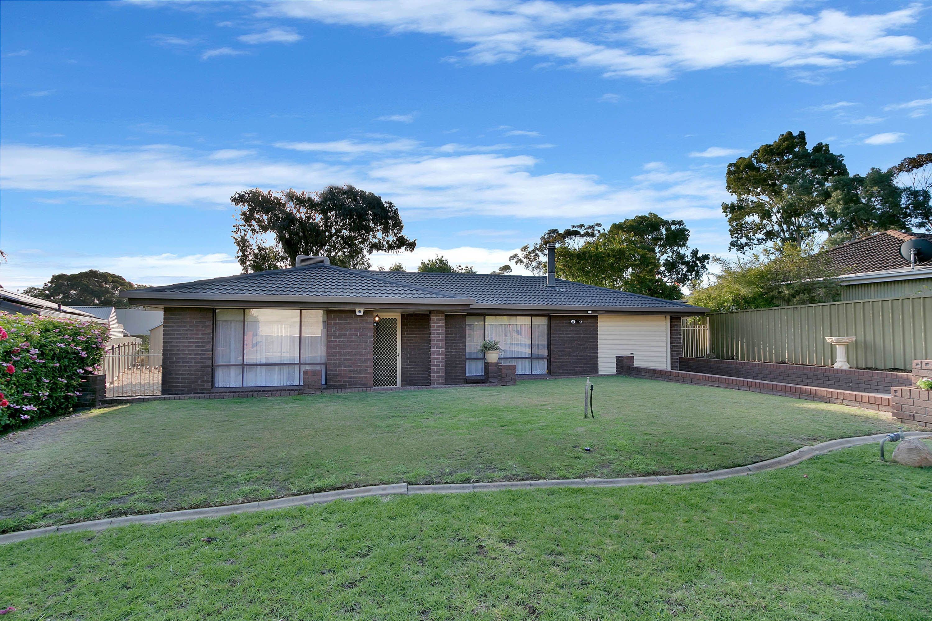4 Victor Place, Hillbank SA 5112, Hillbank - Image 1