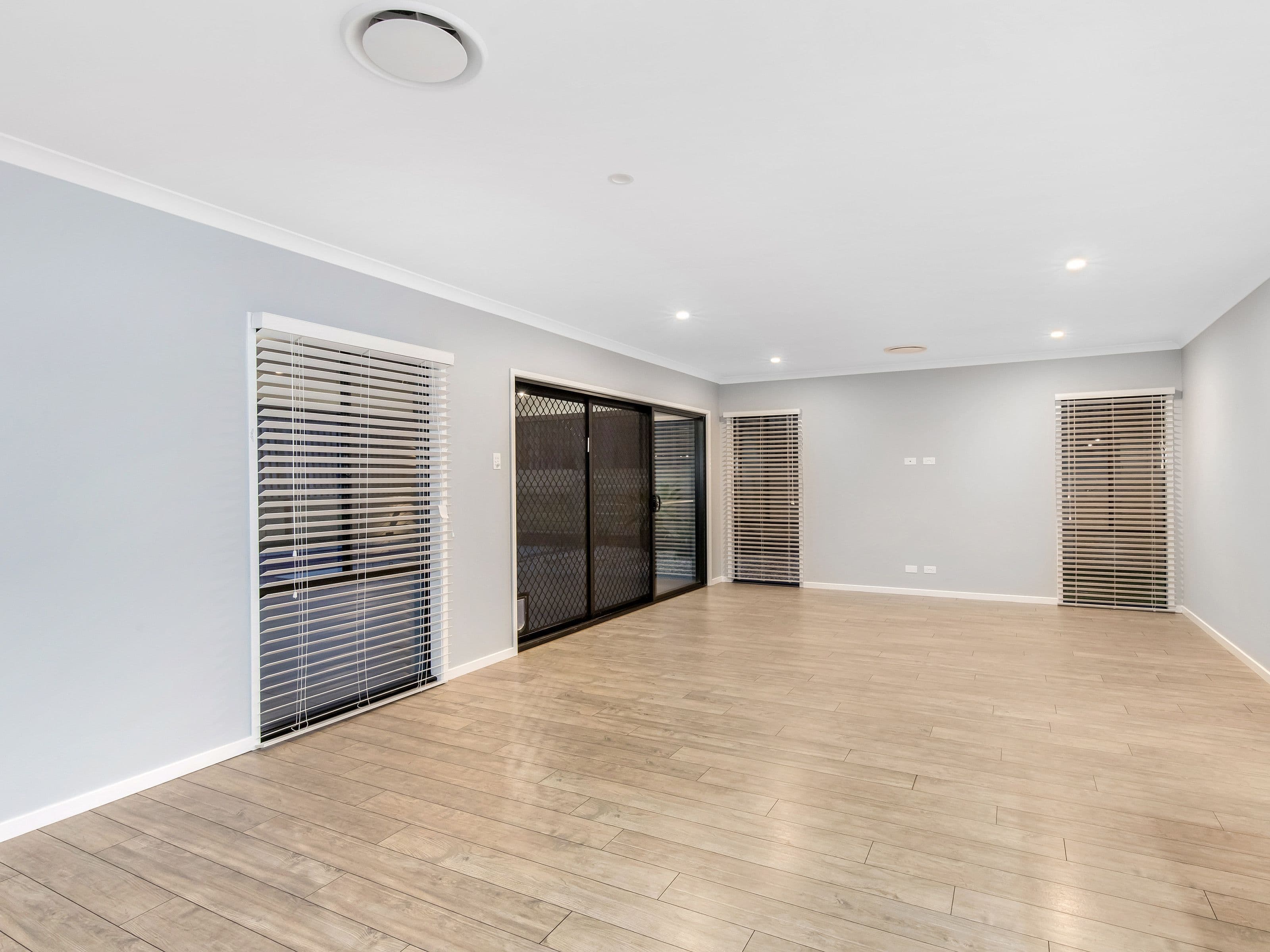 12 Giacco Street, Pimpama QLD 4209, Pimpama - Thumbnail 7