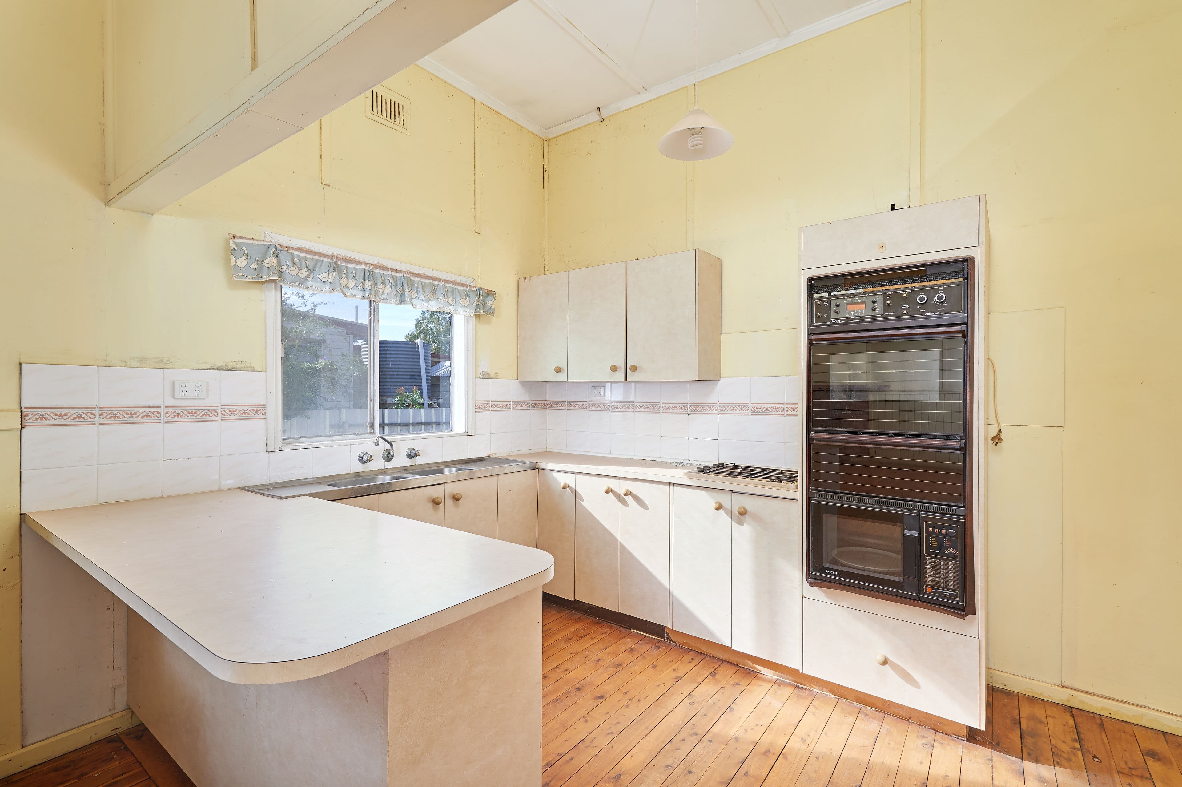 63 Langham Street, Ganmain - Thumbnail 2
