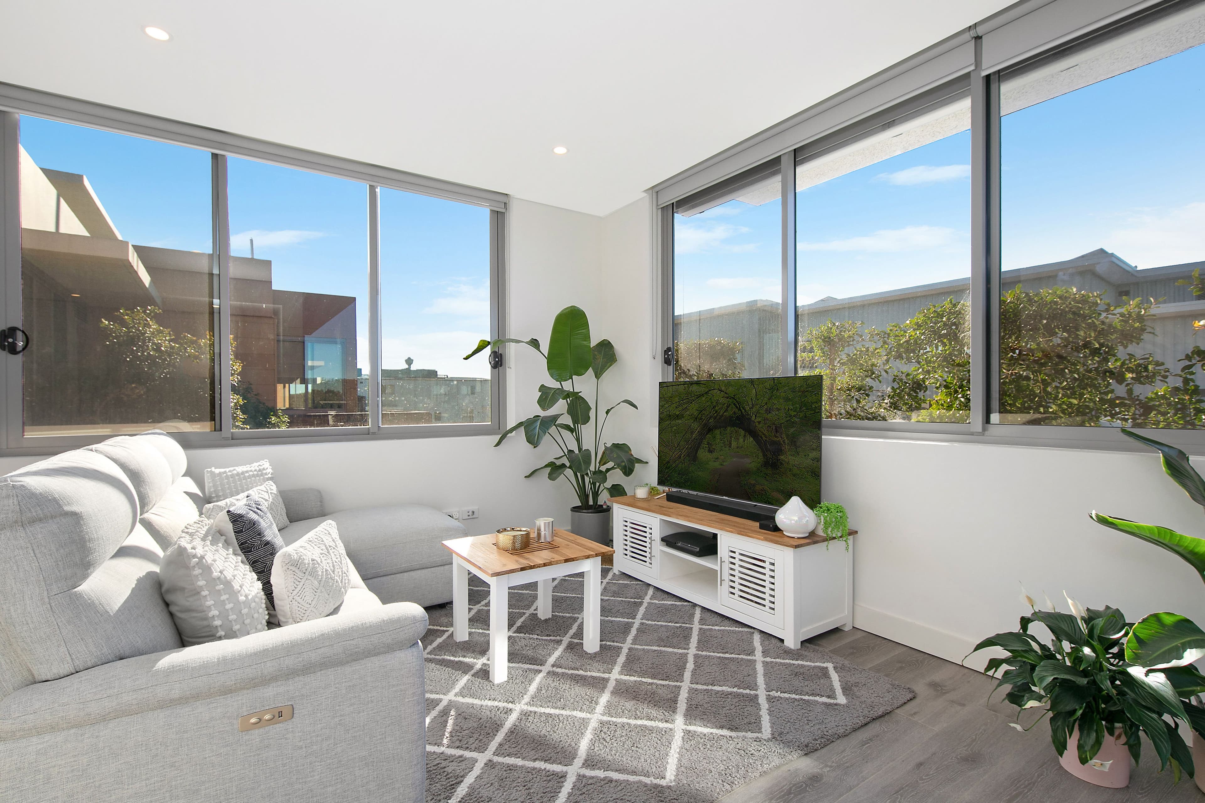 2 Cowan Road, Mount Colah NSW 2079, Mount Colah - Thumbnail 2