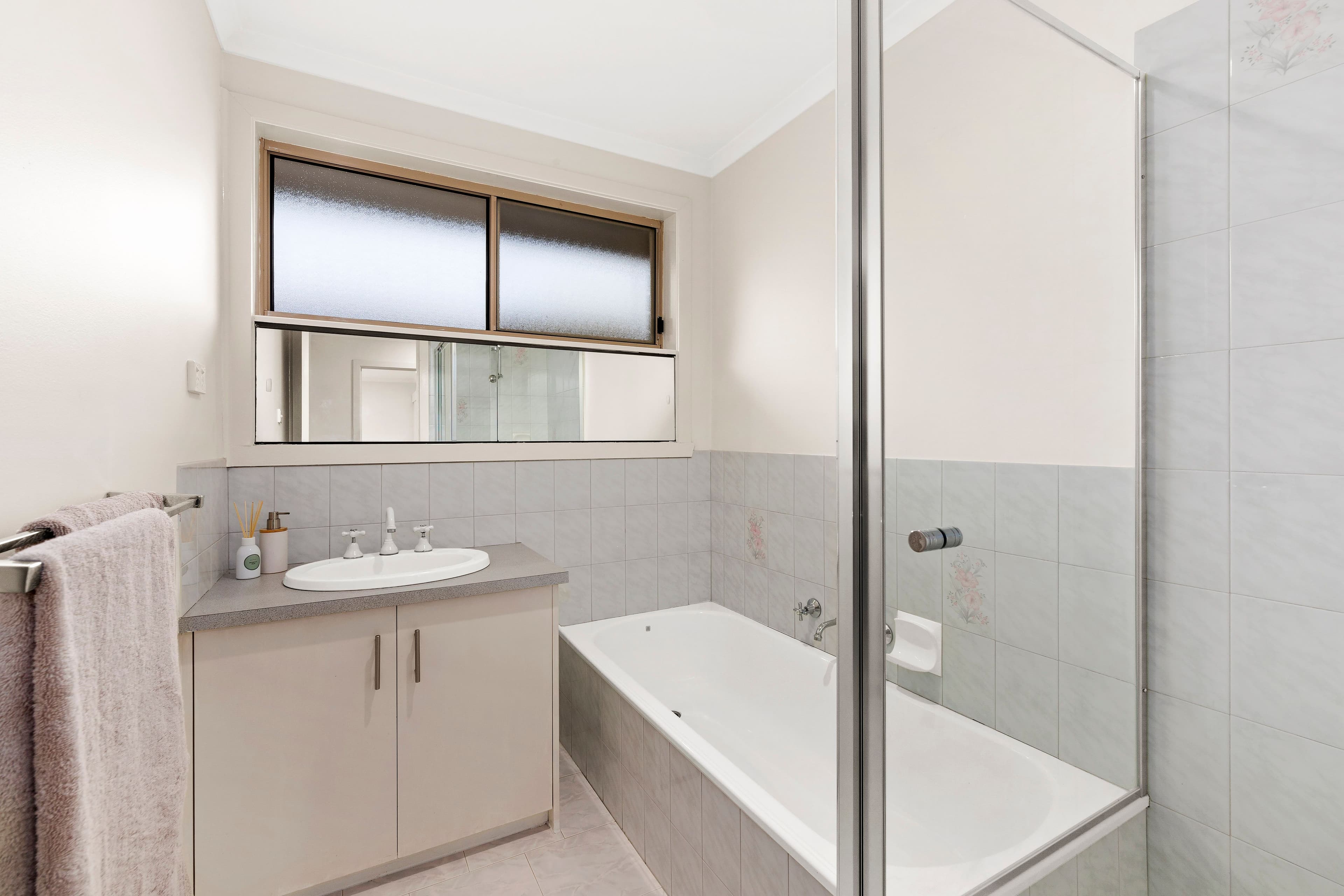 5 Gaze Court, Mill Park VIC 3082, Mill Park - Thumbnail 7