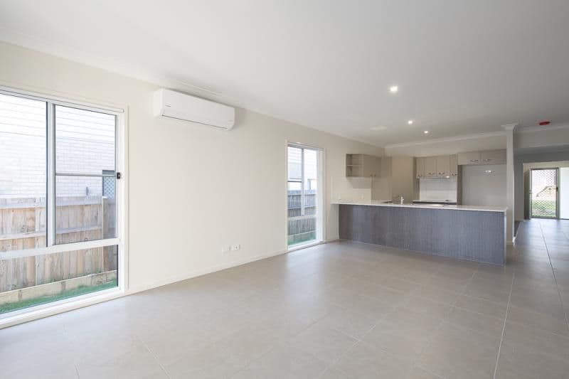 6 Saint Andrews Drive, Leichhardt QLD 4305, Leichhardt - Thumbnail 2