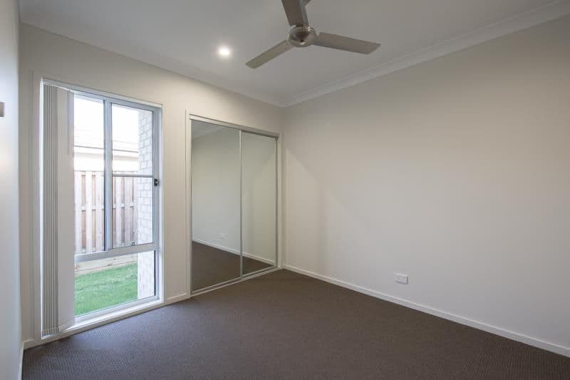 6 Saint Andrews Drive, Leichhardt QLD 4305, Leichhardt - Thumbnail 4