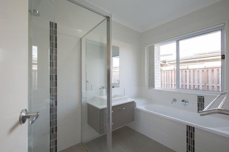 6 Saint Andrews Drive, Leichhardt QLD 4305, Leichhardt - Thumbnail 7