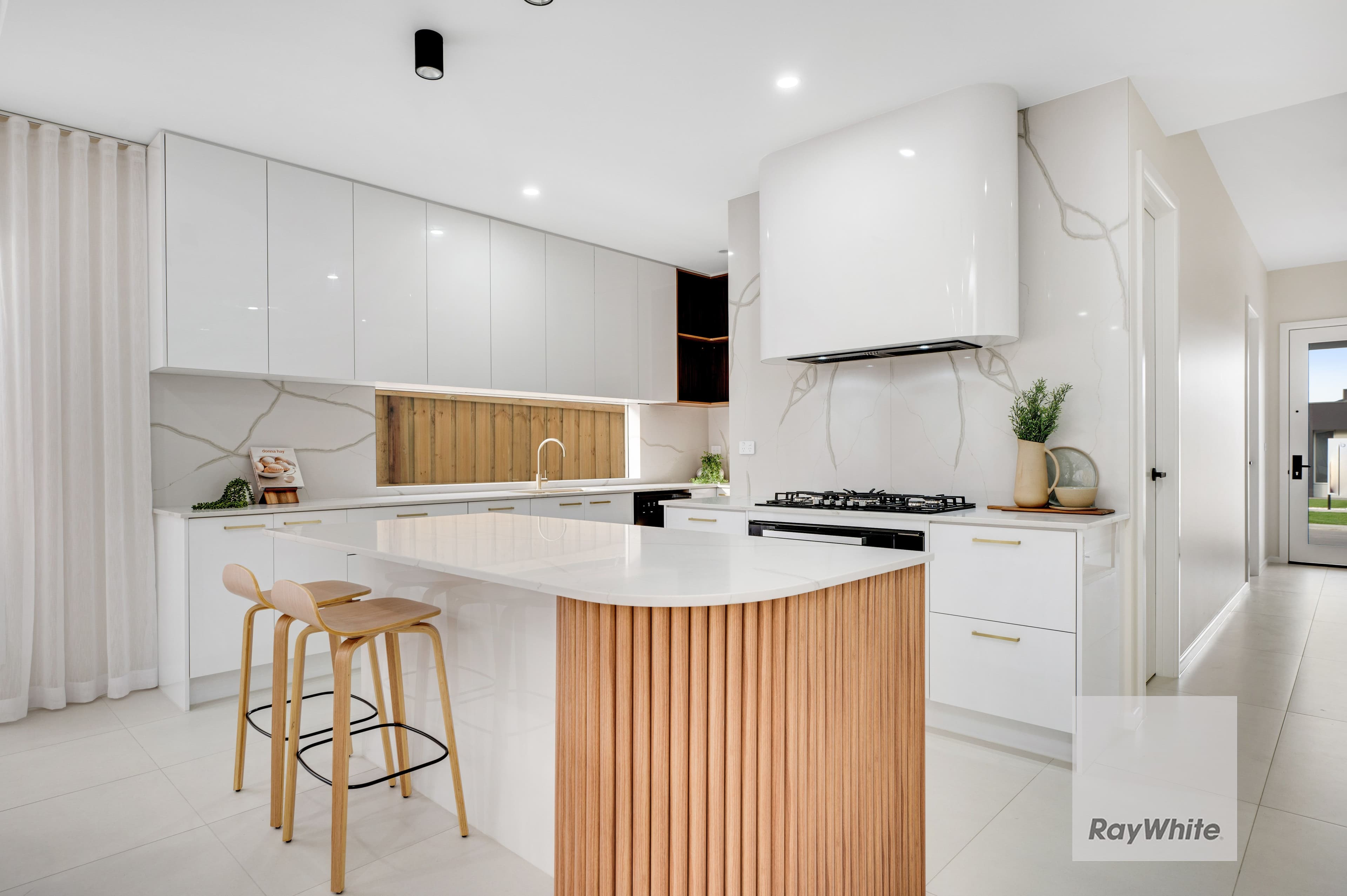19 Marjoram Street, Mickleham VIC 3064, Mickleham - Thumbnail 3