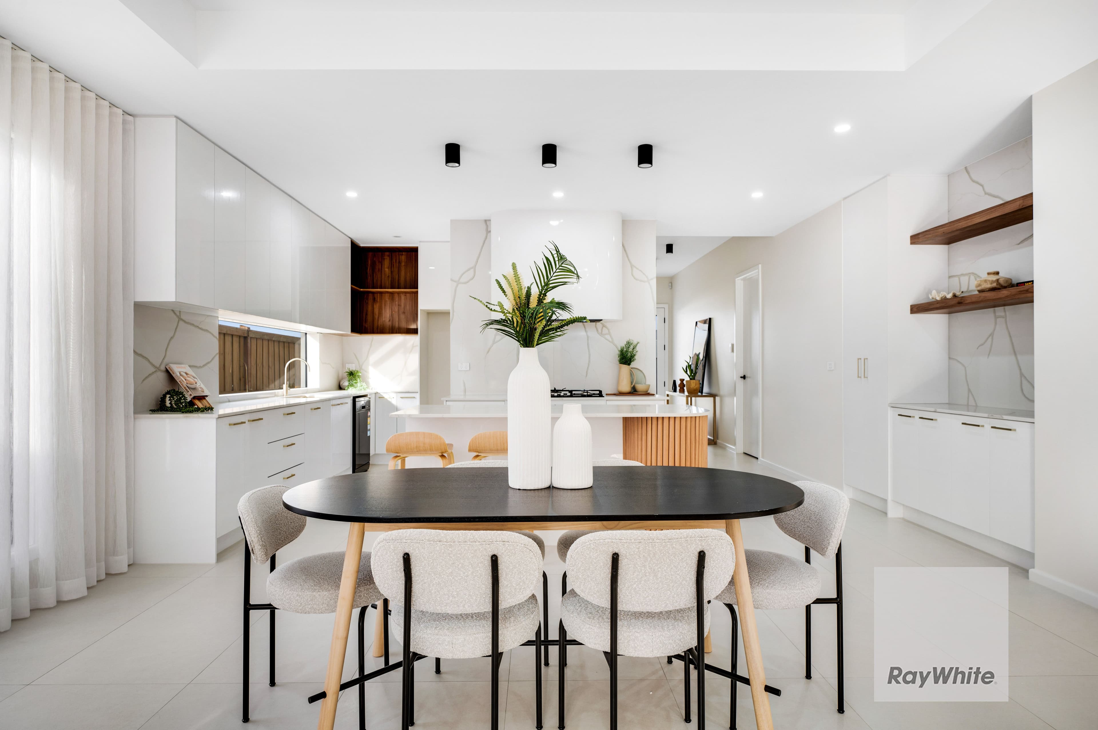 19 Marjoram Street, Mickleham VIC 3064, Mickleham - Thumbnail 7