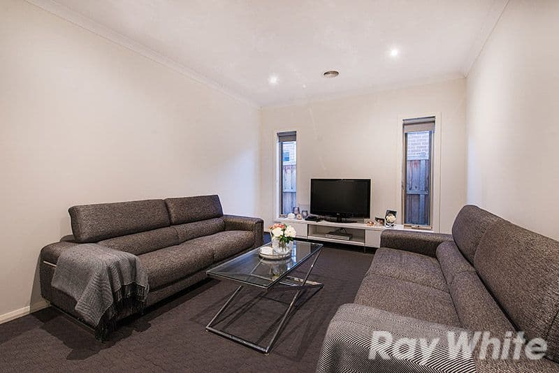 83 John Russell Road, Cranbourne West VIC 3977, Cranbourne West - Thumbnail 7