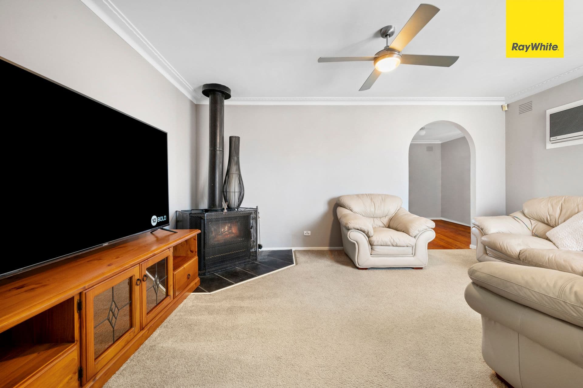 36 Stewart Crescent, Rockbank VIC 3335, Rockbank - Thumbnail 5