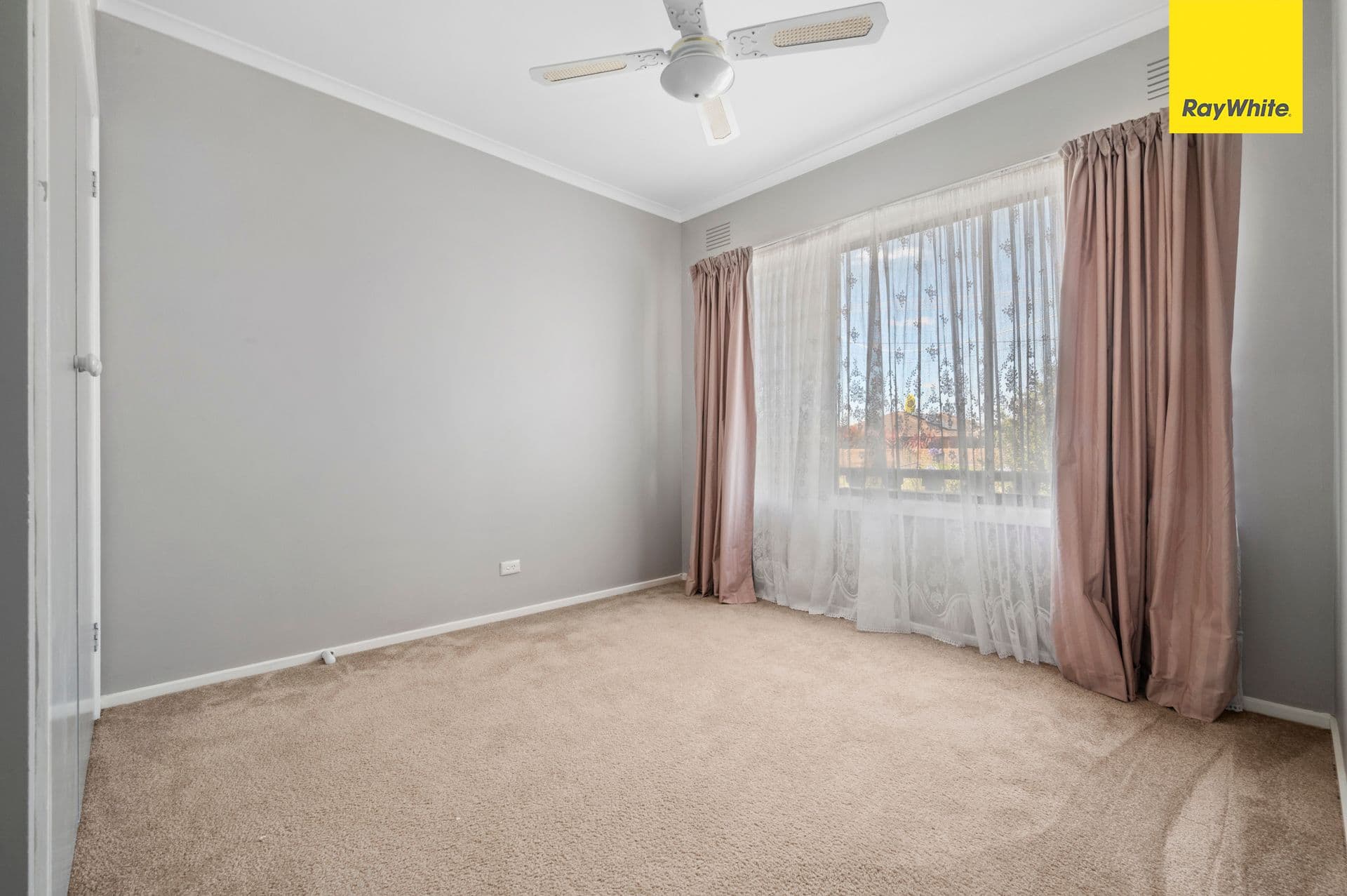 36 Stewart Crescent, Rockbank VIC 3335, Rockbank - Thumbnail 7
