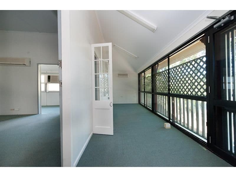 12 Separation Street, ALLENSTOWN QLD 4700, Allenstown - Thumbnail 2