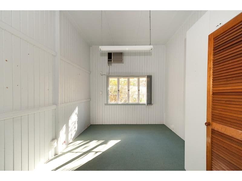 12 Separation Street, ALLENSTOWN QLD 4700, Allenstown - Thumbnail 7