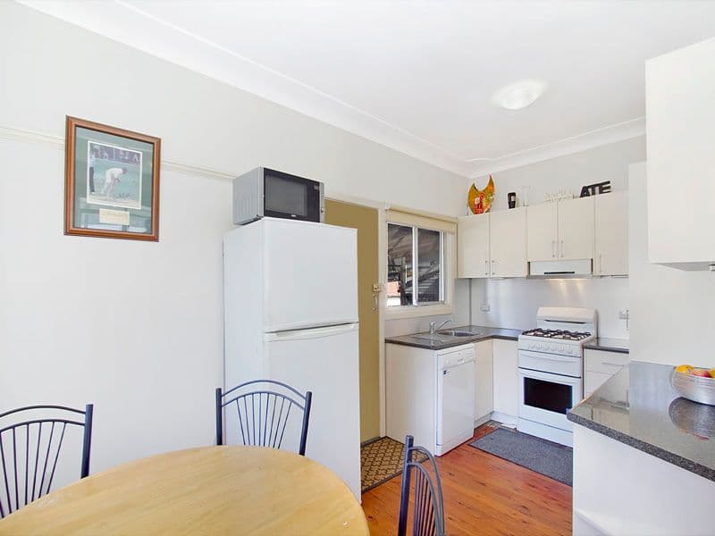 38 Toronto Parade, JANNALI NSW 2226, Jannali - Thumbnail 2