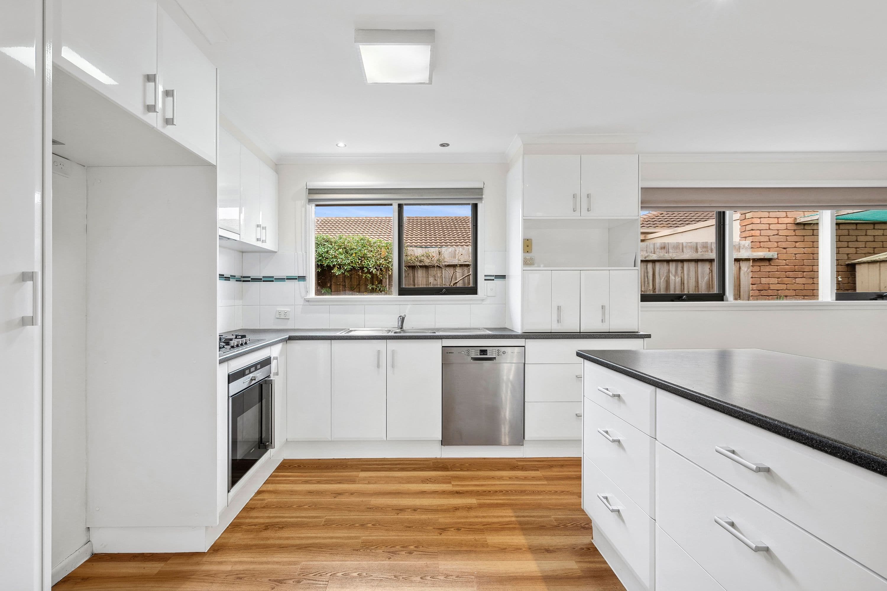 8 Mark Street, Lara VIC 3212, Lara - Thumbnail 4