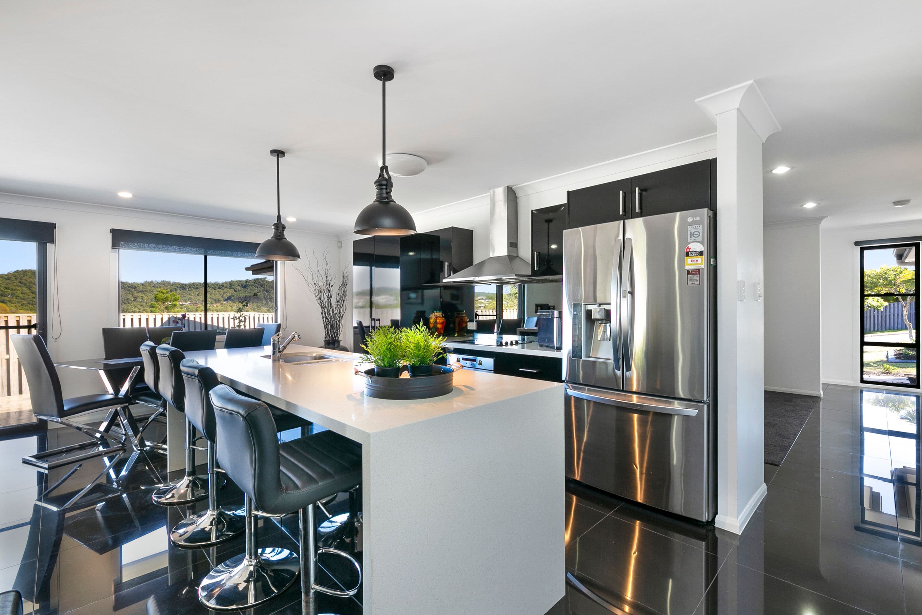 3 Sangster Crescent, Pacific Pines QLD 4211, Pacific Pines - Thumbnail 8