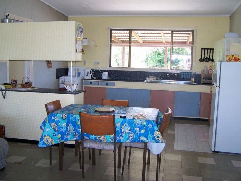 94 The Esplanade, YEPPOON QLD 4703, Yeppoon - Thumbnail 5