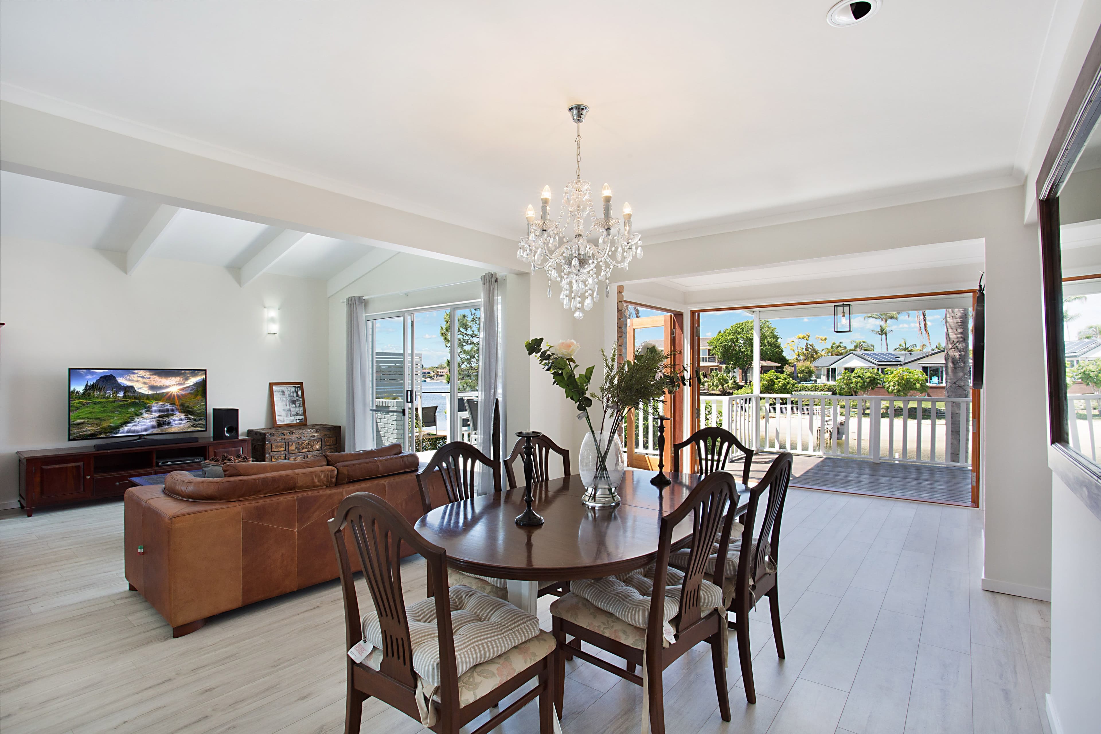 9 Pilot Court, Mermaid Waters QLD 4218, Mermaid Waters - Thumbnail 5