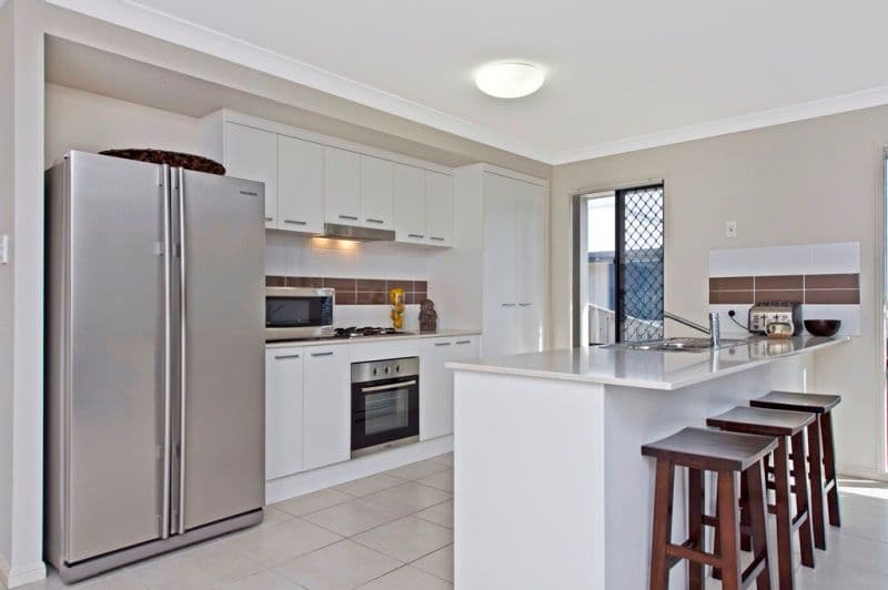 19 Heatherdale Drive, UPPER COOMERA QLD 4209, Upper Coomera - Thumbnail 5