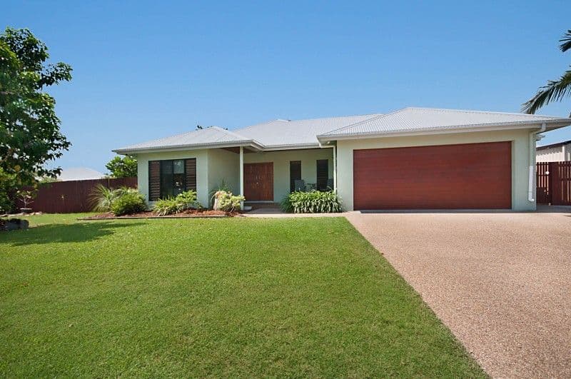 52 Woodwark Drive, BUSHLAND BEACH QLD 4818, Bushland Beach - Thumbnail 2