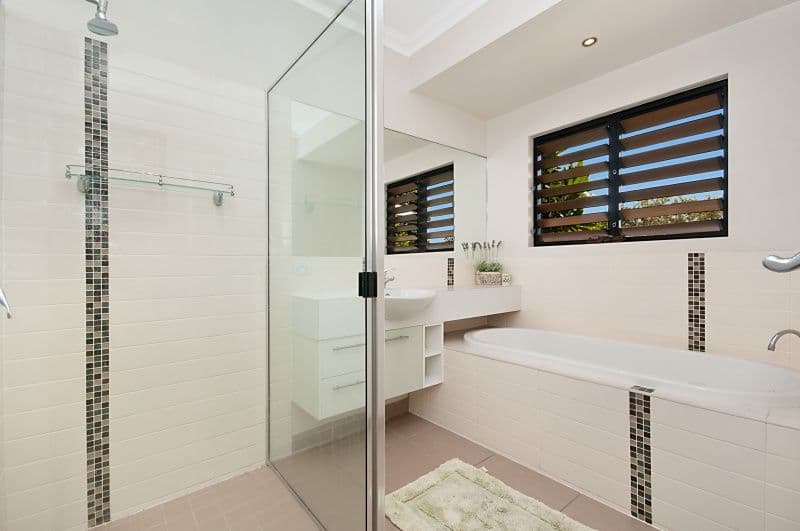 52 Woodwark Drive, BUSHLAND BEACH QLD 4818, Bushland Beach - Thumbnail 5