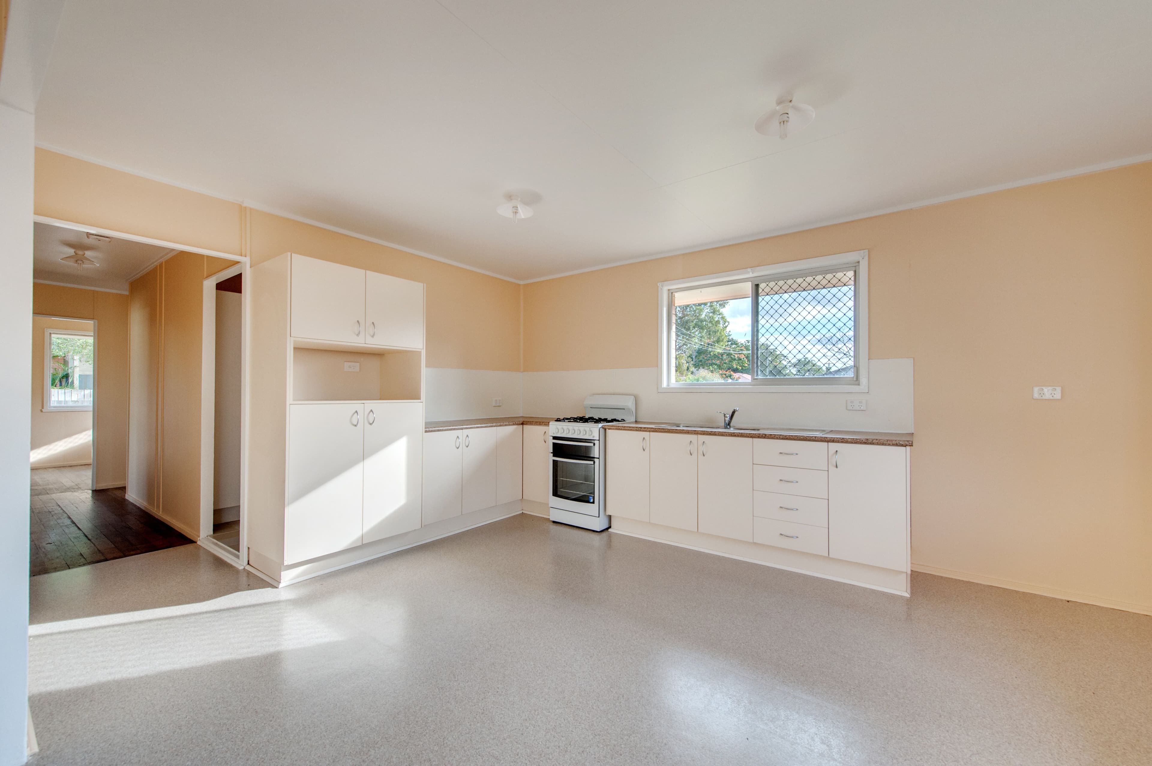 58 Sinclair Drive, Ellen Grove QLD 4078, Ellen Grove - Thumbnail 4