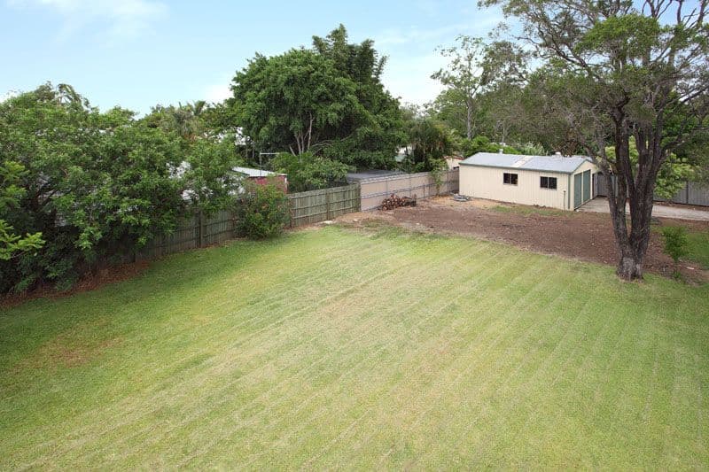 37 Cambridge Street, ROCKLEA QLD 4106, Rocklea - Thumbnail 2