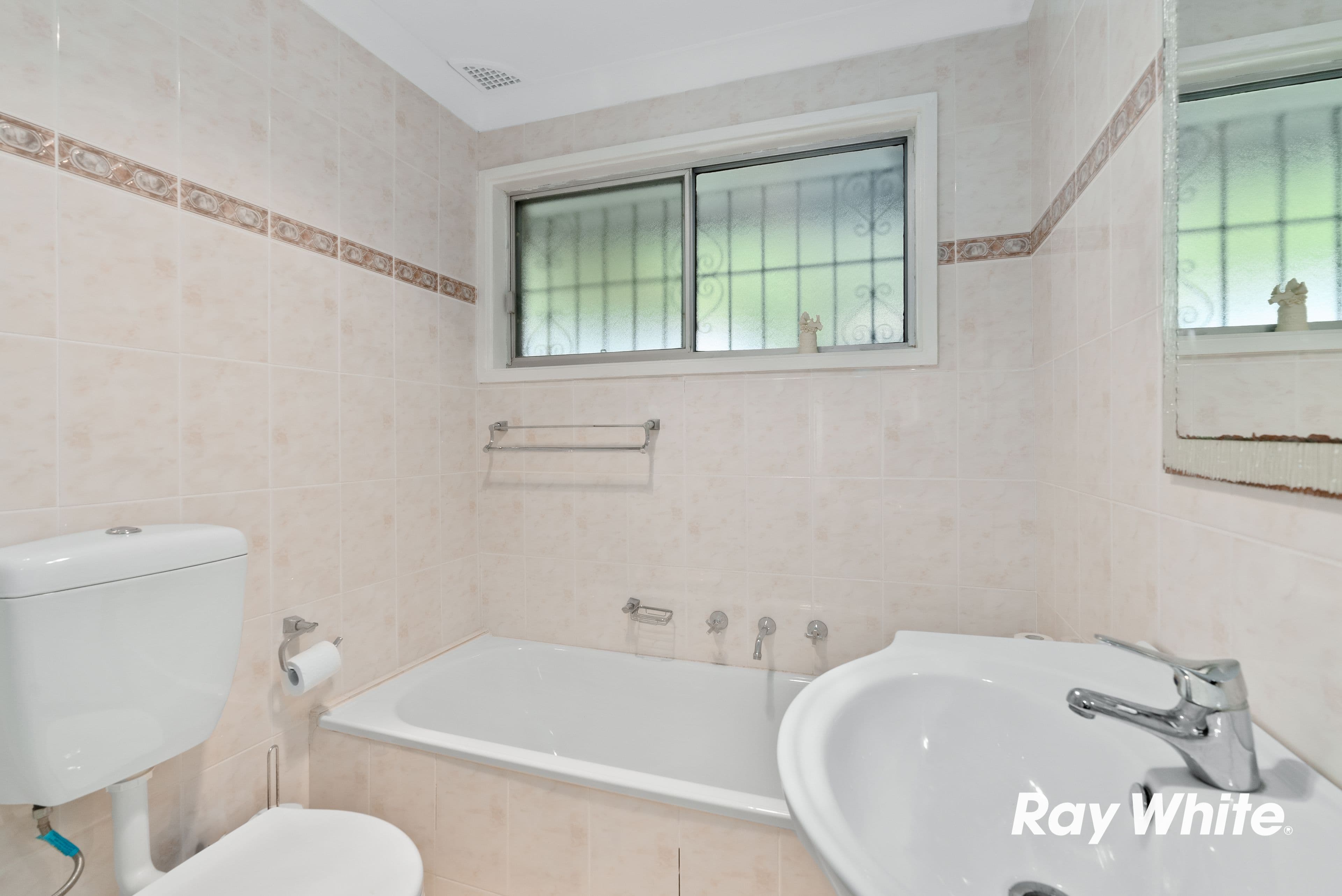 4 Sycamore Crescent, Quakers Hill NSW 2763, Quakers Hill - Thumbnail 7