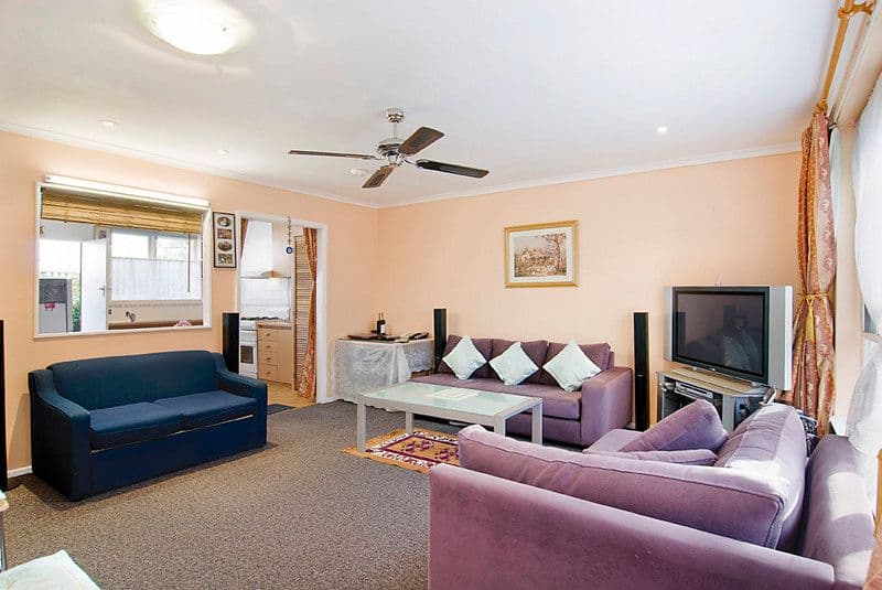 6  Creswick Street, GLEN IRIS VIC 3146, Glen Iris - Thumbnail 2