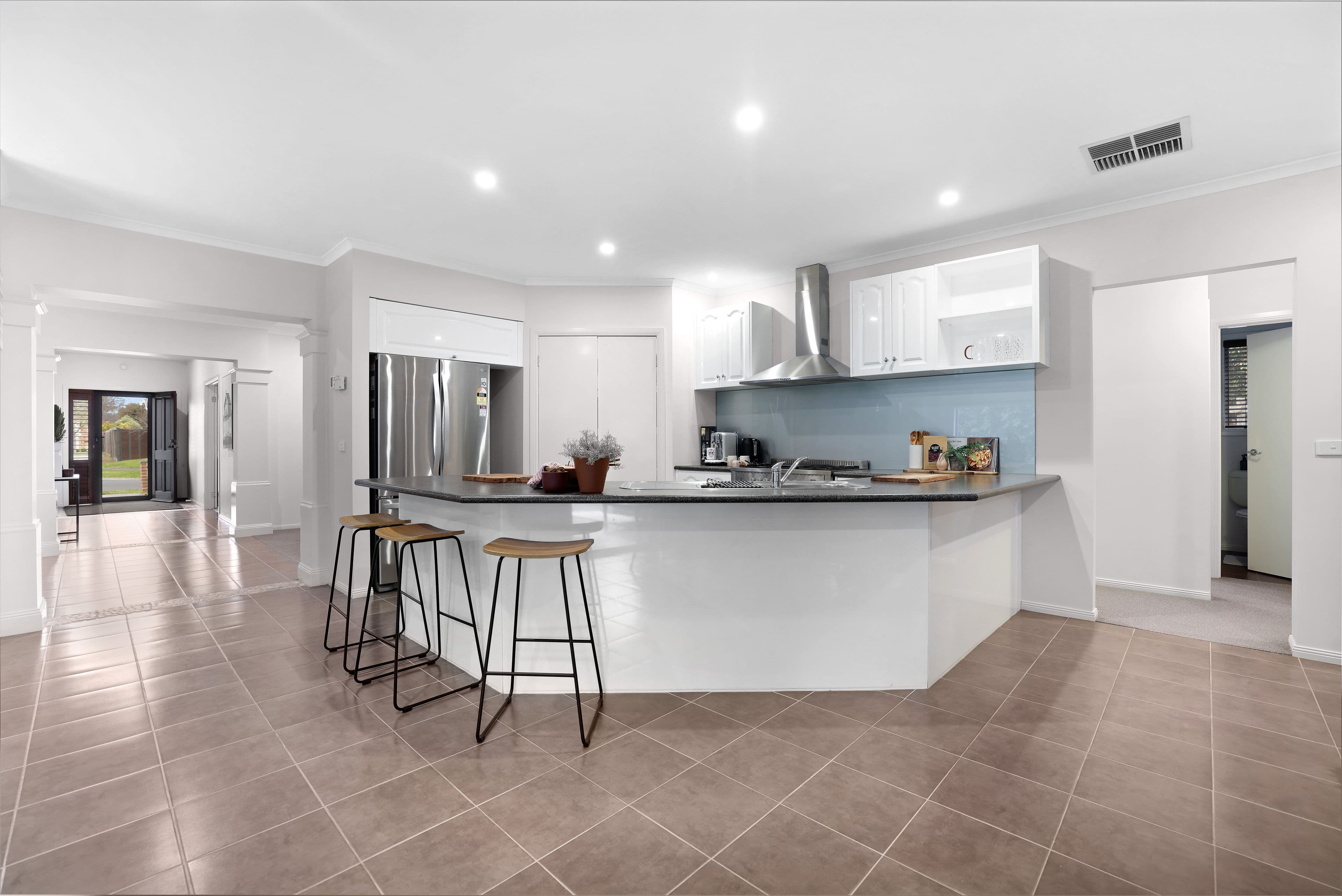54 Hermitage Place, Rowville VIC 3178, Rowville - Thumbnail 5