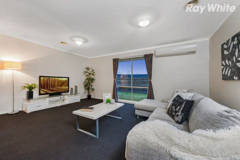 5 Amberley Drive, Pakenham VIC 3810, Pakenham - Thumbnail 3