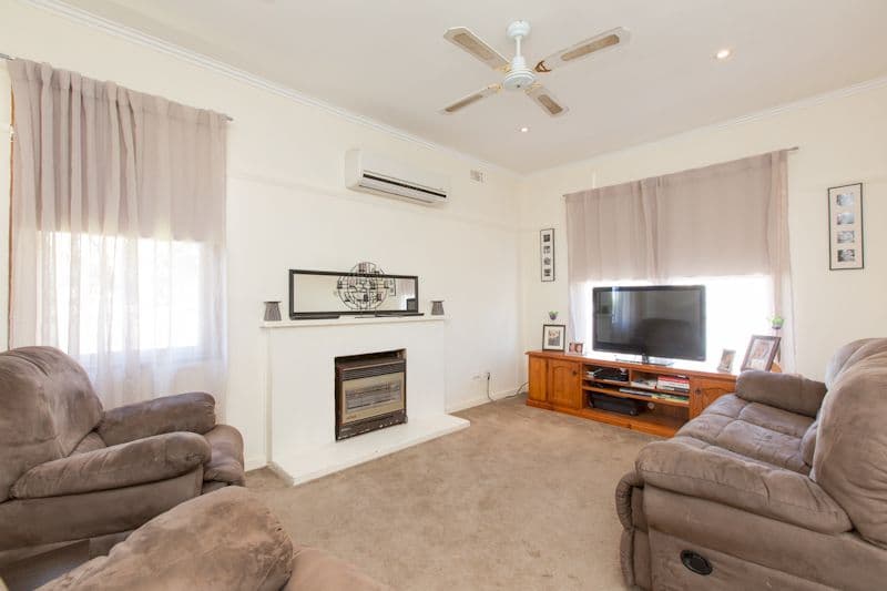 8 Thirteenth Street, MILDURA VIC 3500, Mildura - Thumbnail 2
