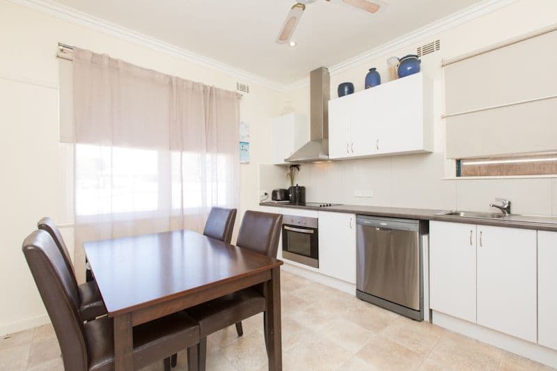 8 Thirteenth Street, MILDURA VIC 3500, Mildura - Thumbnail 4