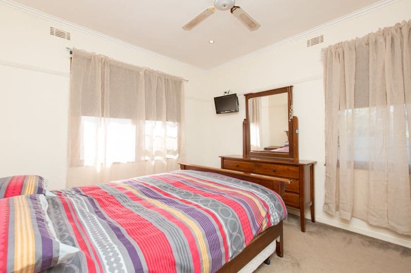 8 Thirteenth Street, MILDURA VIC 3500, Mildura - Thumbnail 7