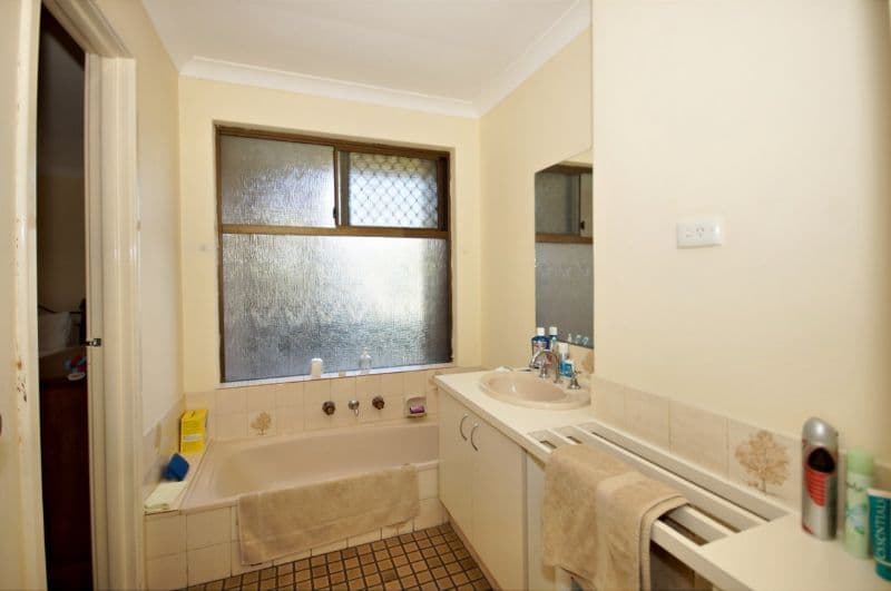 27 Ambleside Close, BALGA WA 6061, Balga - Thumbnail 8