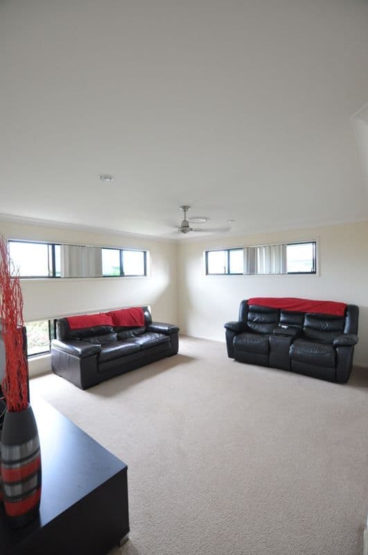 14 Whitehaven Drive, BLACKS BEACH QLD 4740, Blacks Beach - Thumbnail 2