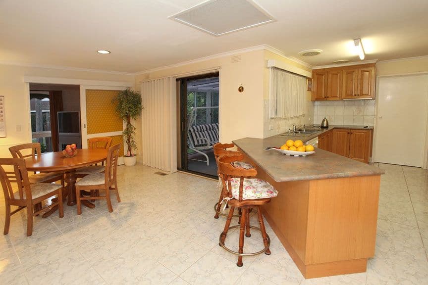 7 Clitus Street, GLEN WAVERLEY VIC 3150, Glen Waverley - Thumbnail 2