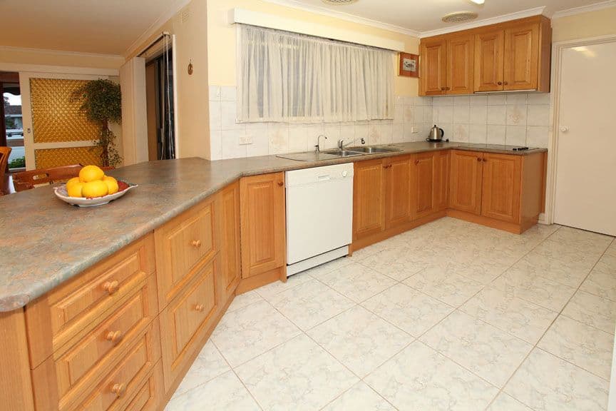 7 Clitus Street, GLEN WAVERLEY VIC 3150, Glen Waverley - Thumbnail 3
